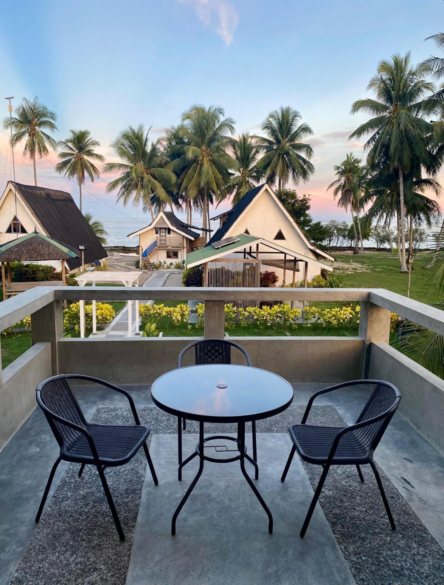 Surya Beach Resort Palawan Aborlan Buitenkant foto