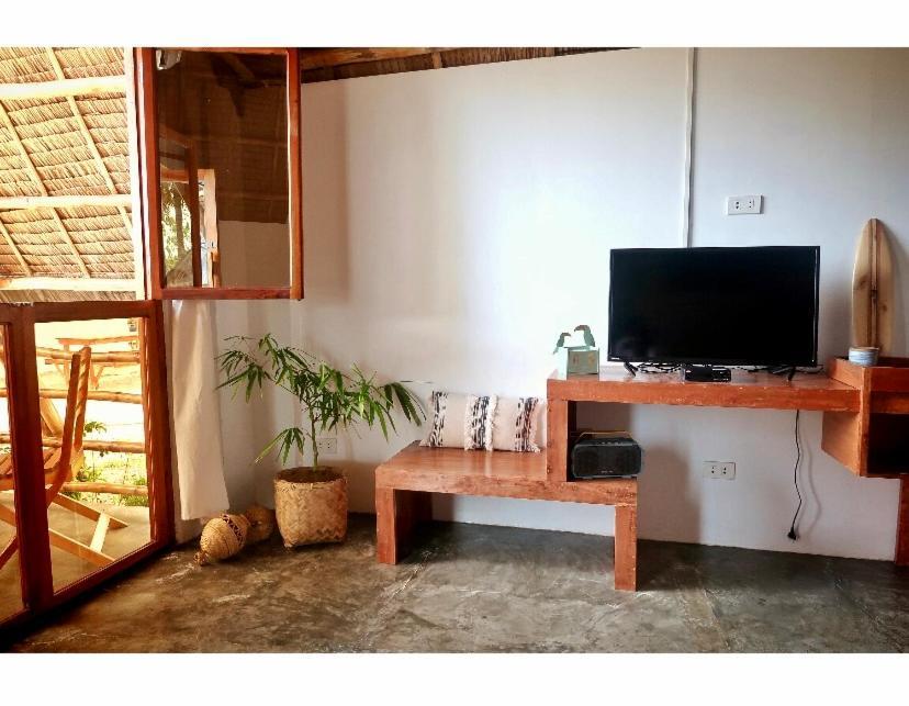 Surya Beach Resort Palawan Aborlan Buitenkant foto